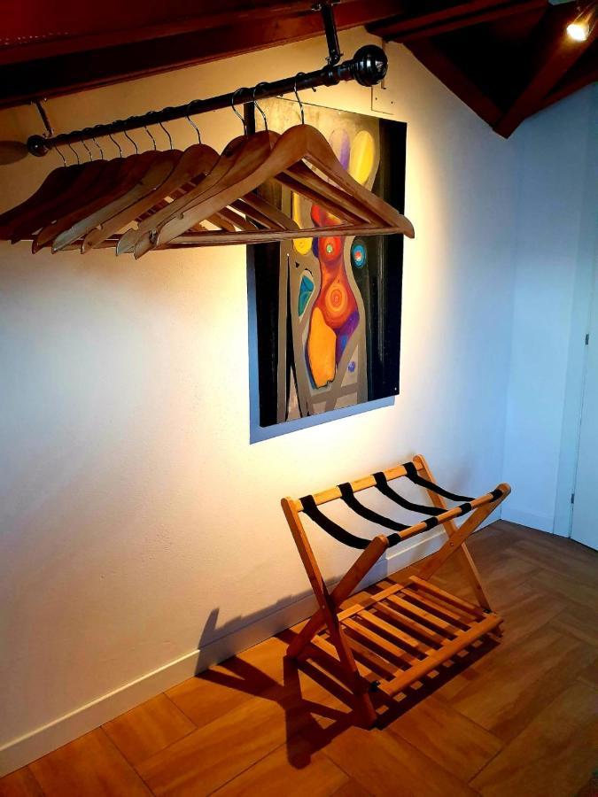 La Maison Des Artistes Ghiffa Esterno foto